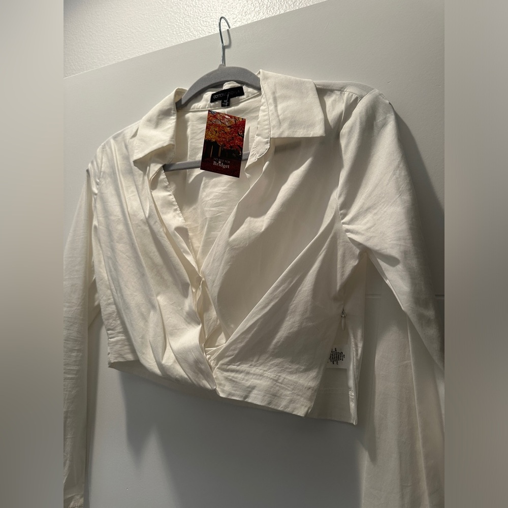 Cotton Candy LA Chic White Wrap Crop Top with Long Cuffed Sleeves Holiday Chic M - Picture 9 of 13